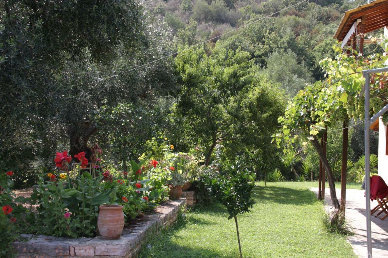 Katerina Rooms Syvota Exterior photo