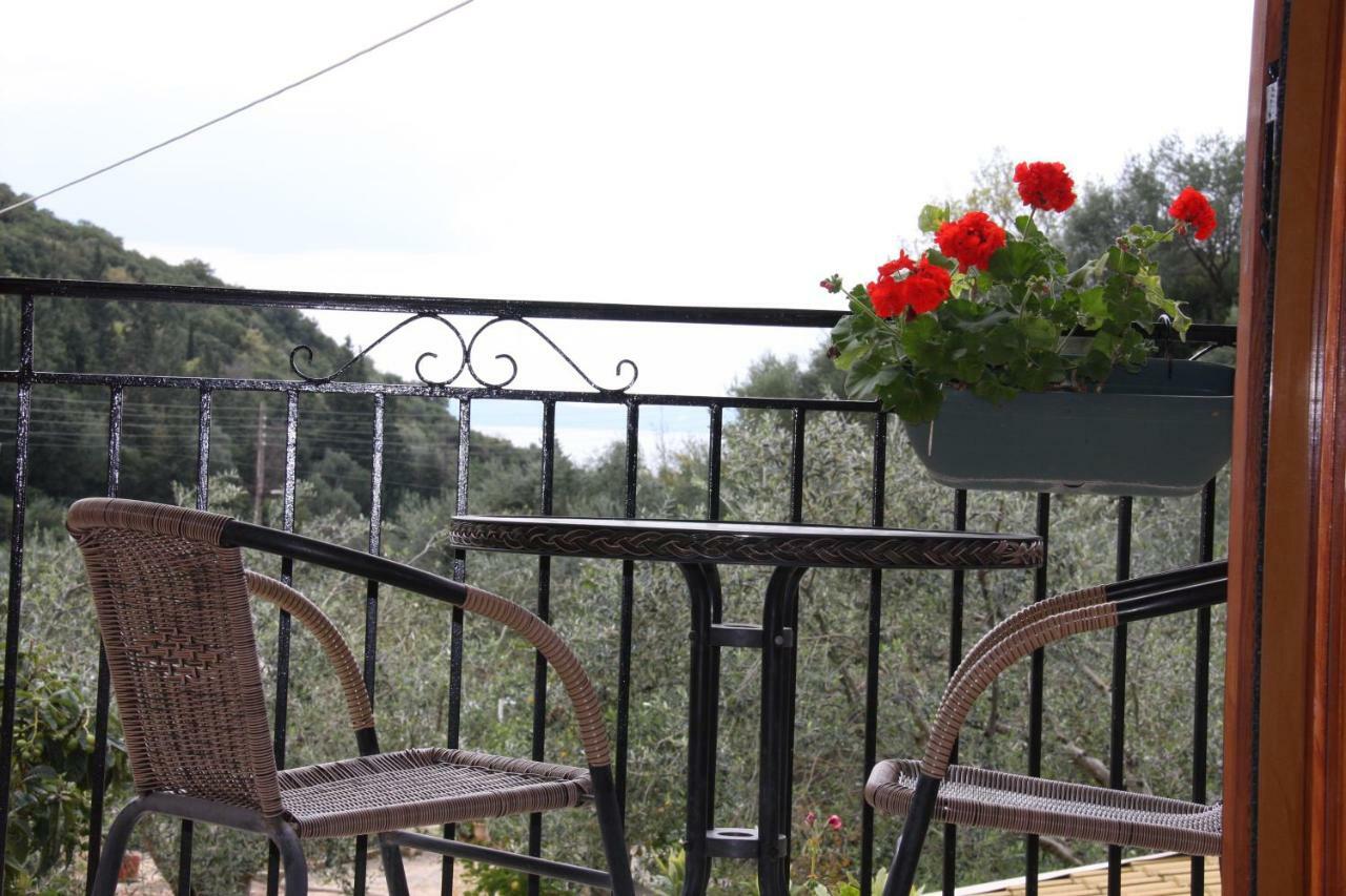 Katerina Rooms Syvota Exterior photo